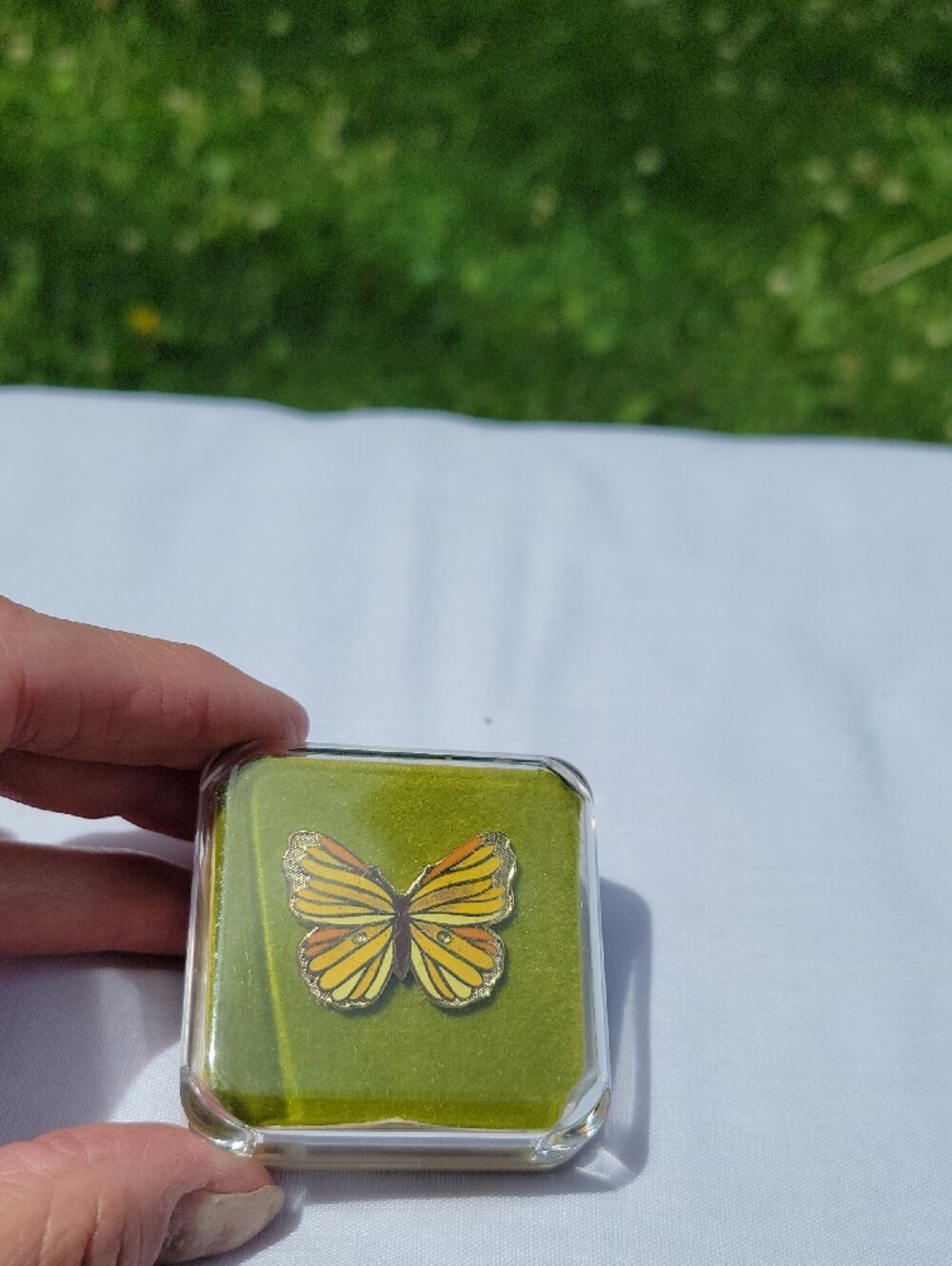 Vintage Hallmark -Cloisoone Yellow and Orange Butterfly Enamel Pin - Picture 4 of 4